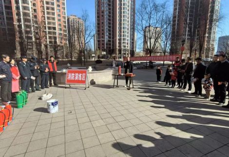 【筑牢消防安全防線(xiàn)】 圣圓水務(wù)集團(tuán)持續(xù)深入包聯(lián)小區(qū)開(kāi)展筑牢防火墻 防患于未“燃”安全知識(shí)宣傳主題活動(dòng)